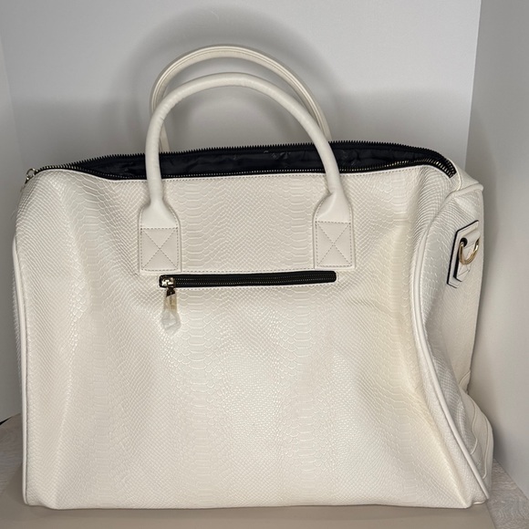 Tote&Carry Weekender Bag XL NWOT - Picture 4 of 7